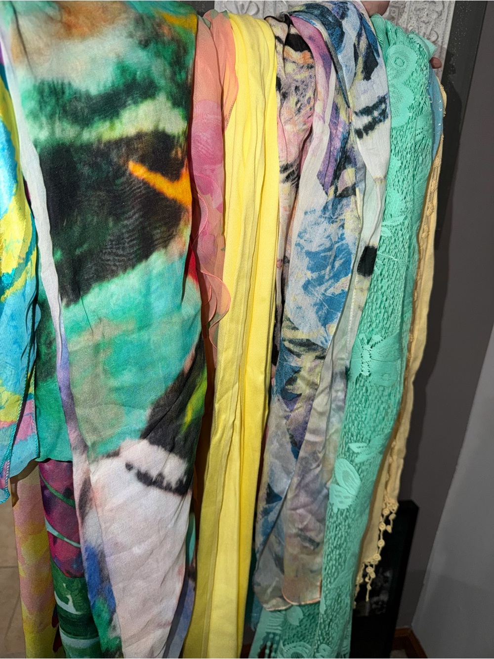 Set of 10 random scarves
